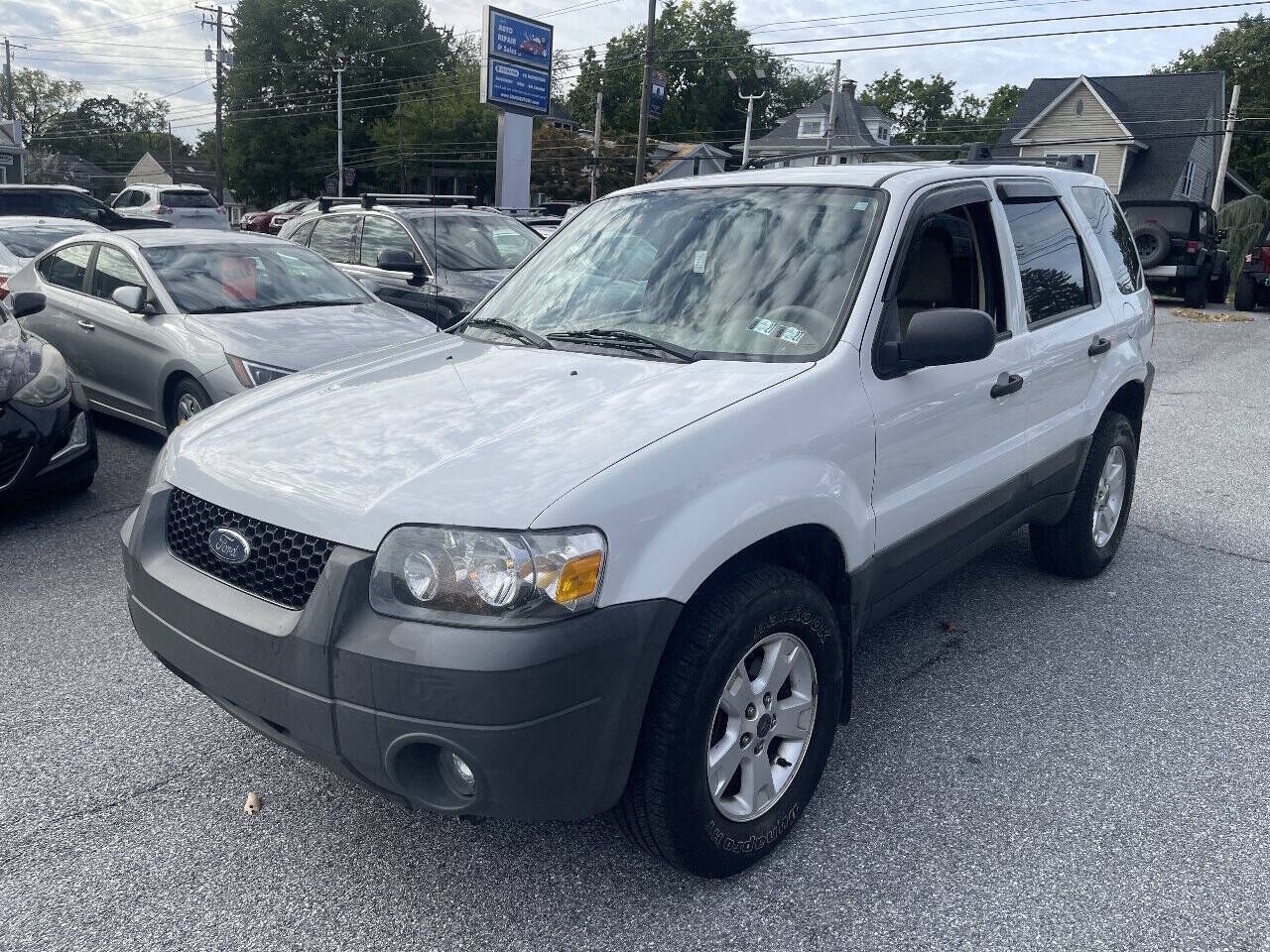 2005 FORD Escape