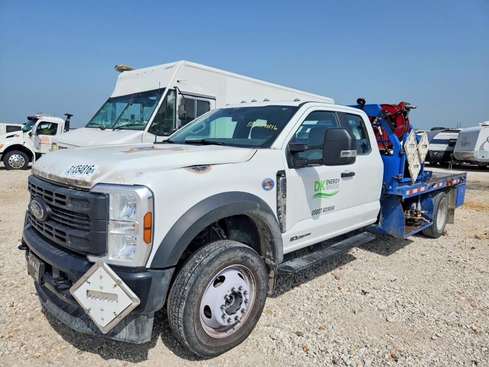 2025 FORD F-550