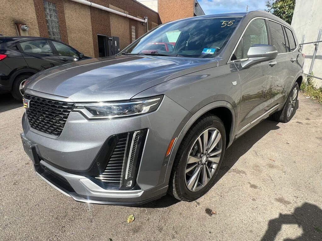 2020 CADILLAC XT6
