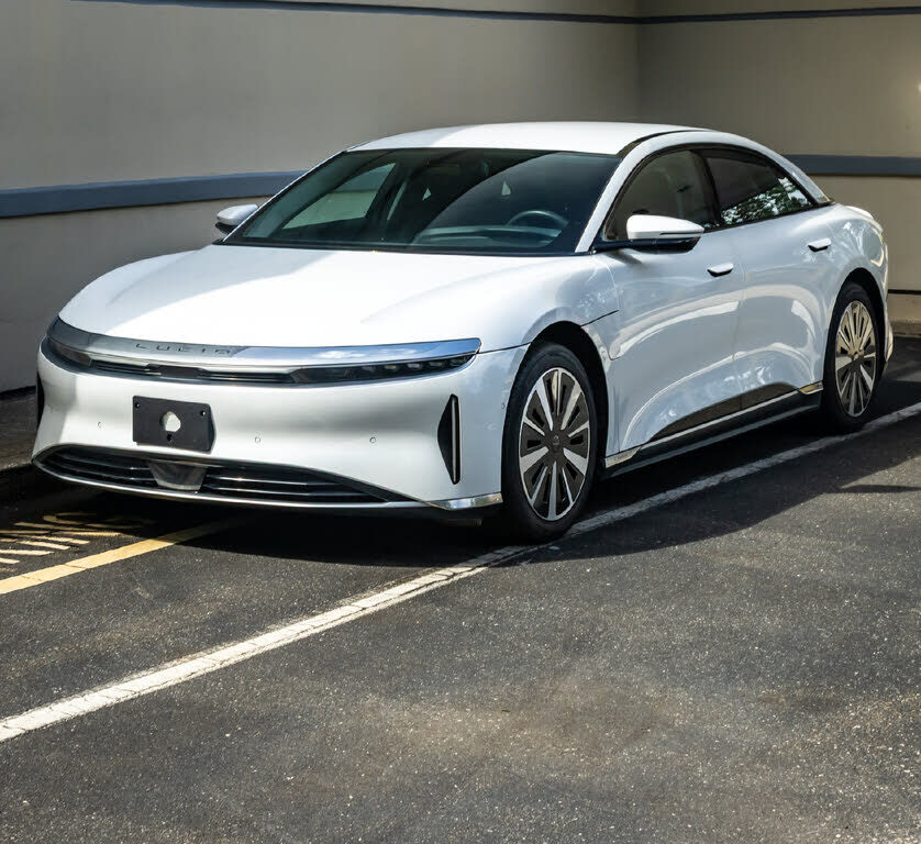 2025 LUCID Air