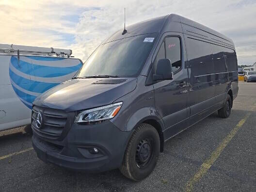 2024 MERCEDES-BENZ eSprinter
