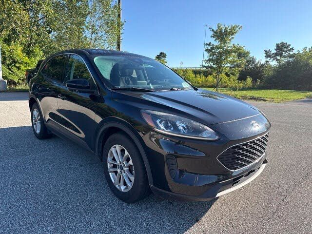 2021 FORD Escape