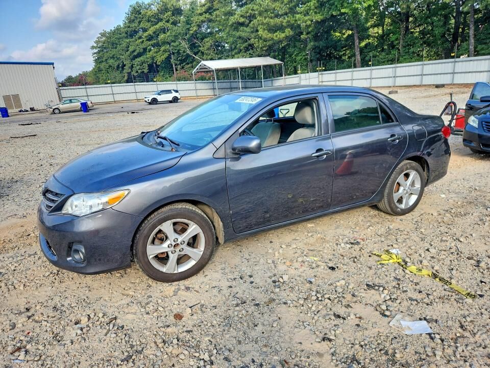 2013 TOYOTA Corolla