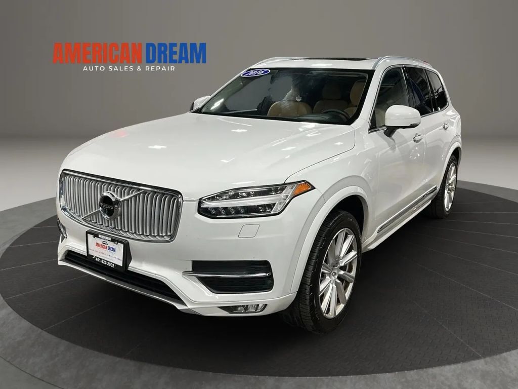 2016 VOLVO XC90