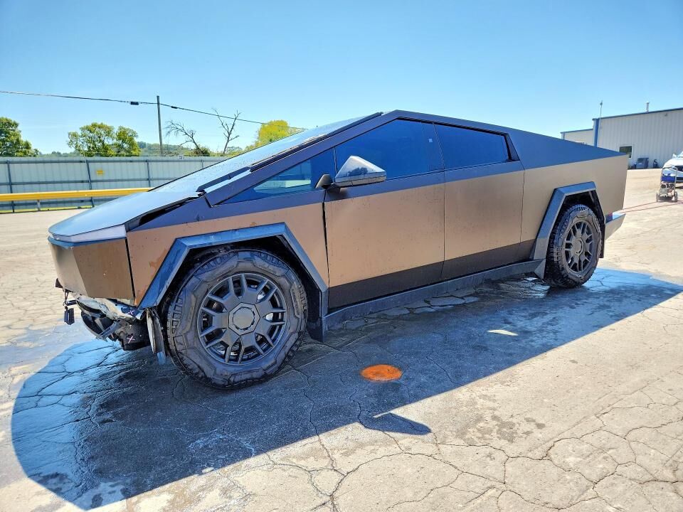2024 TESLA Cybertruck