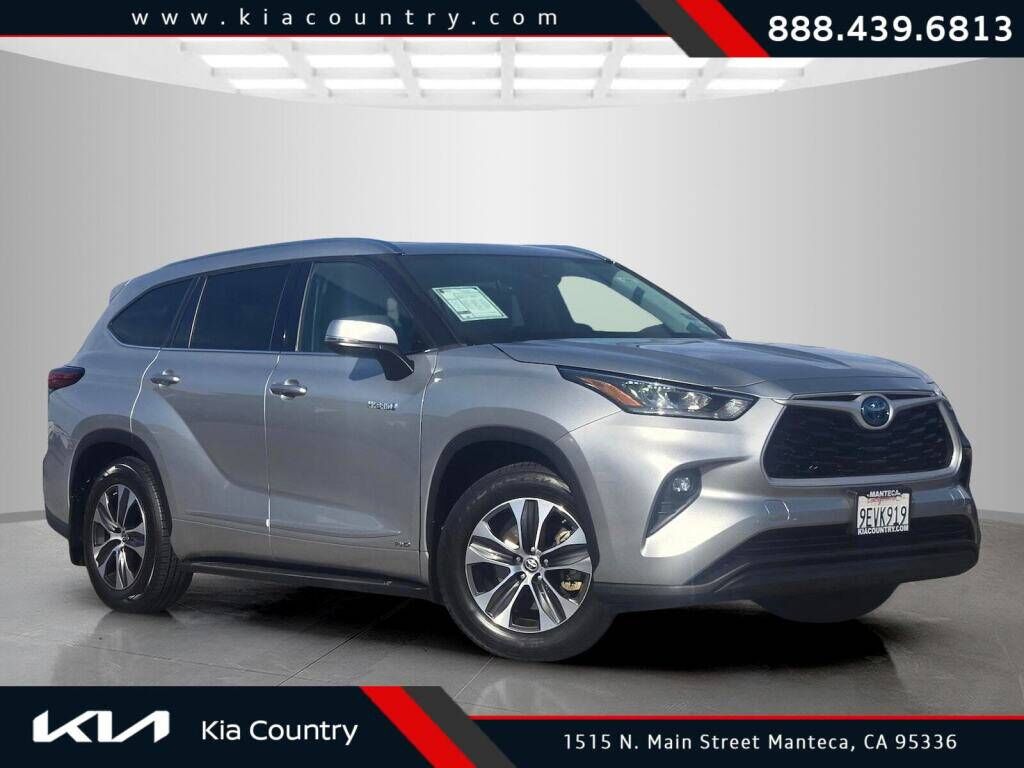 2020 TOYOTA Highlander