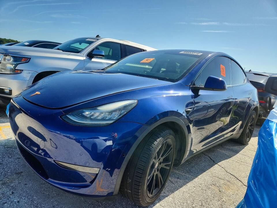 2021 TESLA Model Y