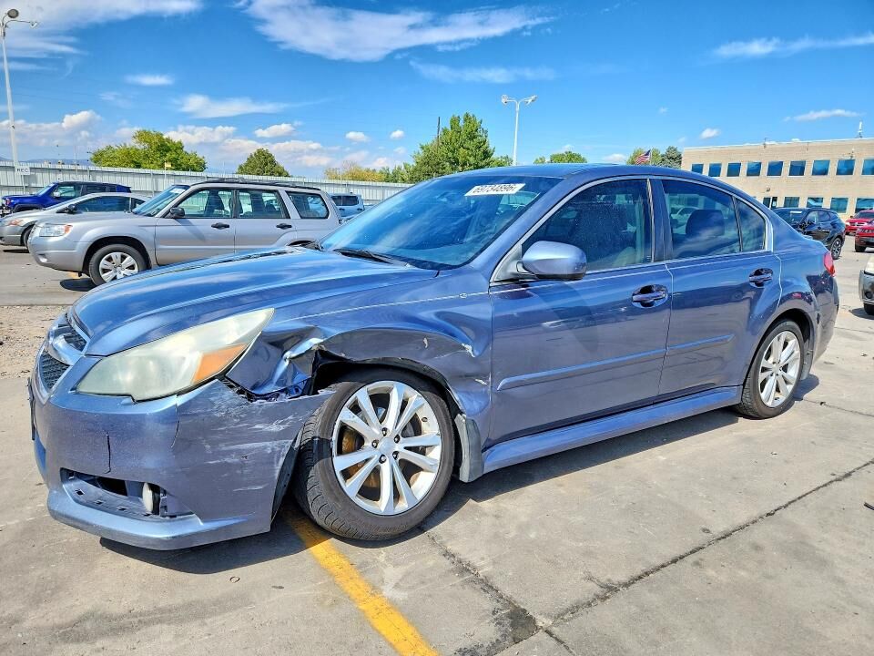 2014 SUBARU Legacy