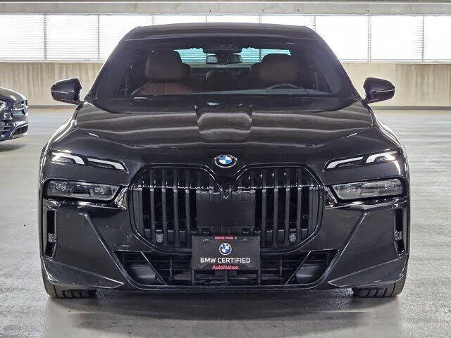 2023 BMW 760i