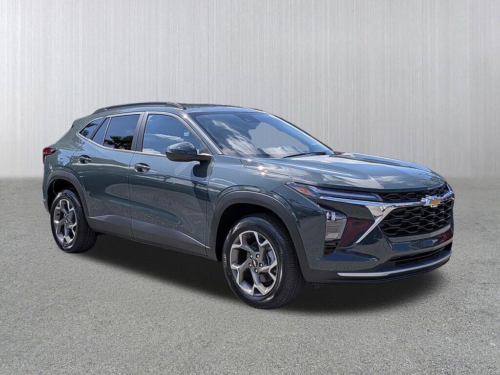 2026 CHEVROLET Trax