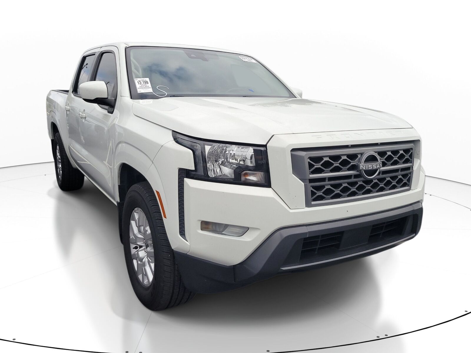2024 NISSAN Frontier