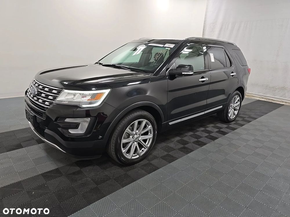 2017 FORD Explorer
