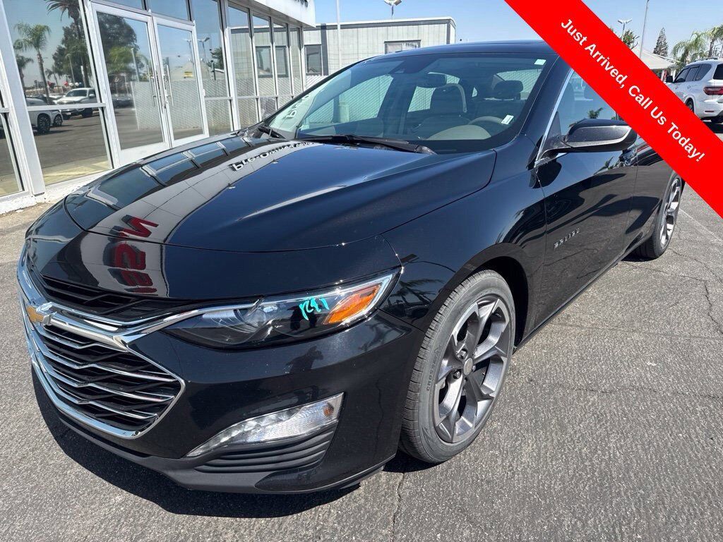 2024 CHEVROLET Malibu