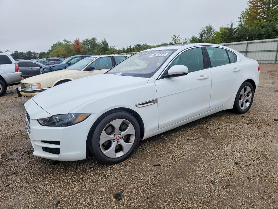 2018 JAGUAR XE