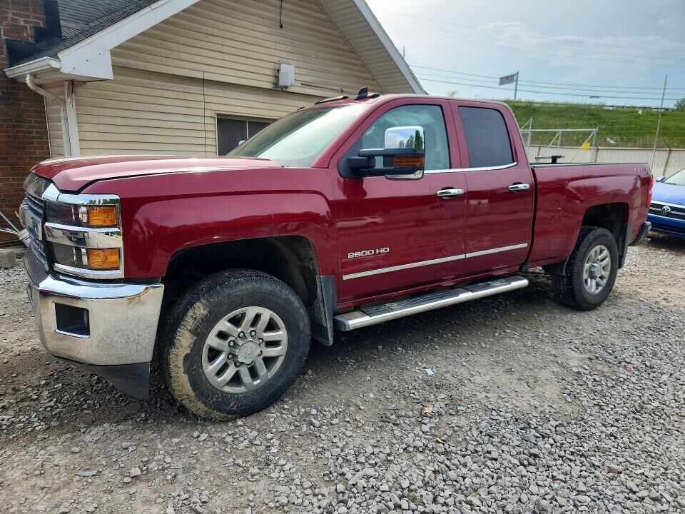 2018 CHEVROLET Silverado