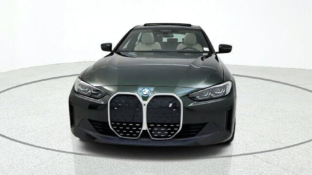 2024 BMW i4