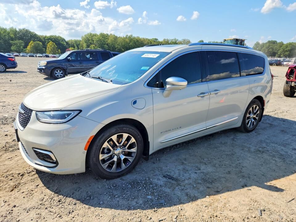 2021 CHRYSLER Pacifica