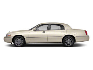 2011 LINCOLN Town Car