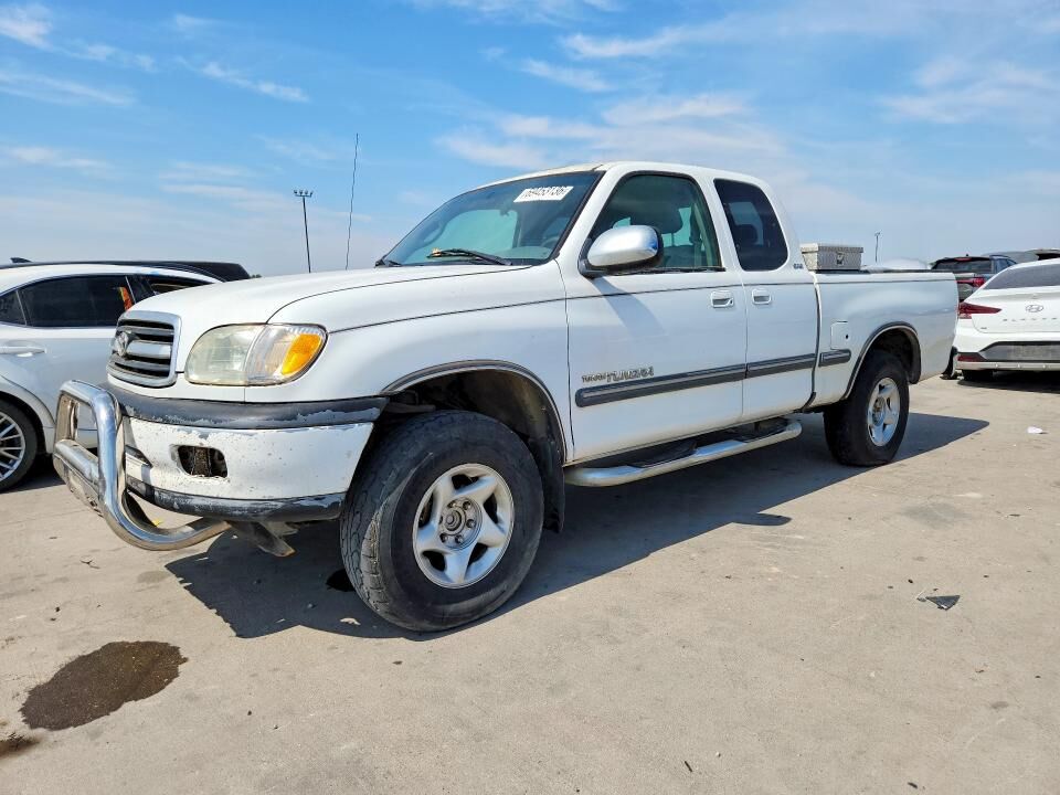 2002 TOYOTA Tundra