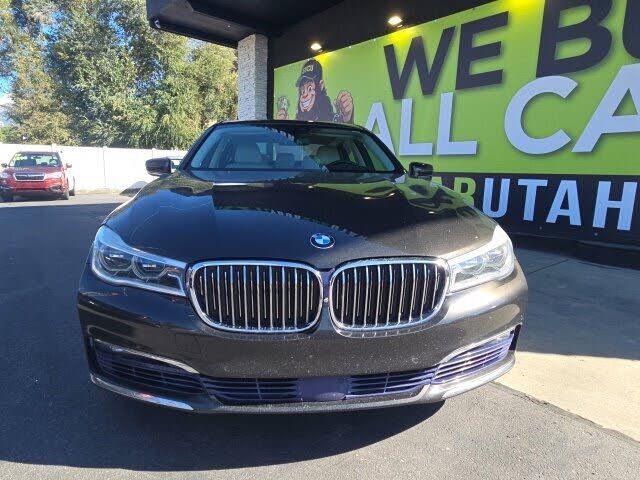 2016 BMW 750i