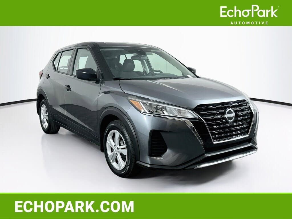 2024 NISSAN Kicks