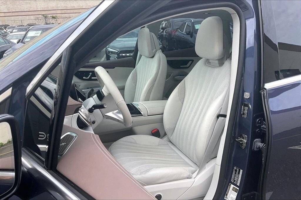 2023 Mercedes-Benz EQE-Class SUV