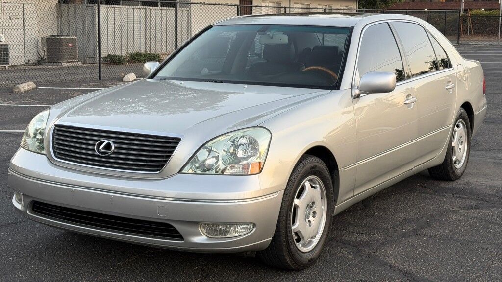 2002 LEXUS LS