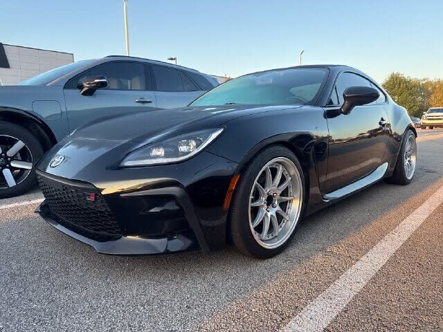 2024 TOYOTA GR86