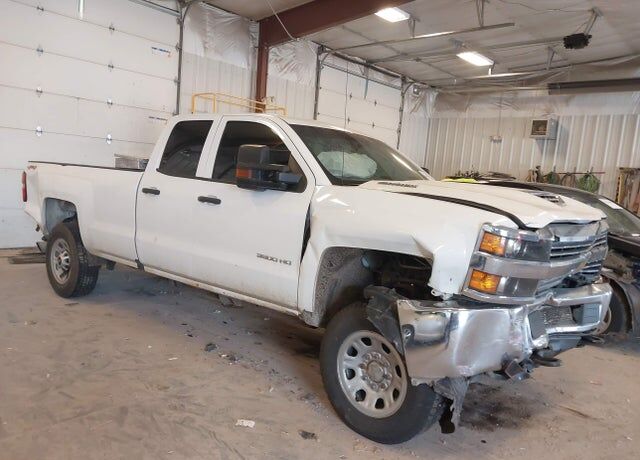 2018 CHEVROLET Silverado