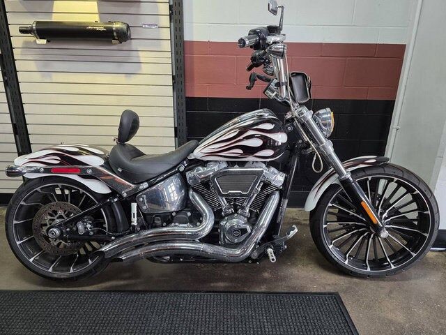 2025 HARLEY-DAVIDSON Breakout