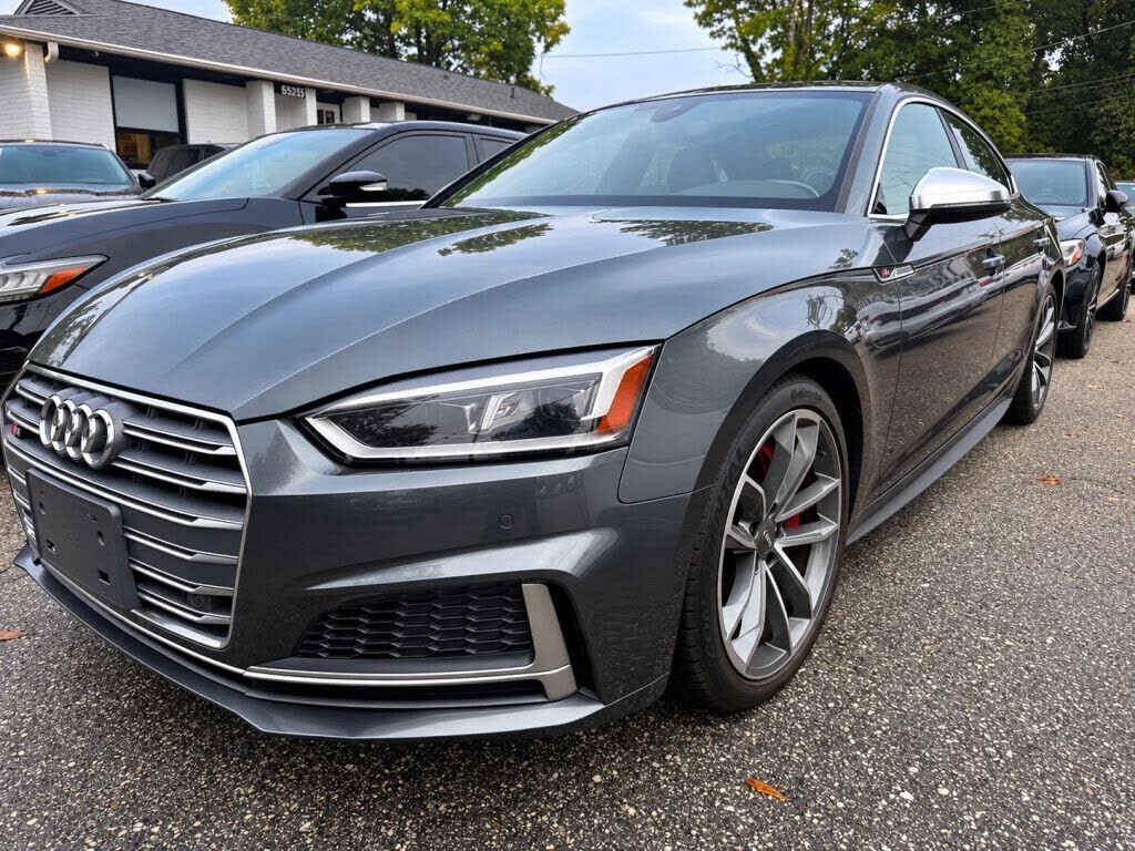 2018 AUDI S5