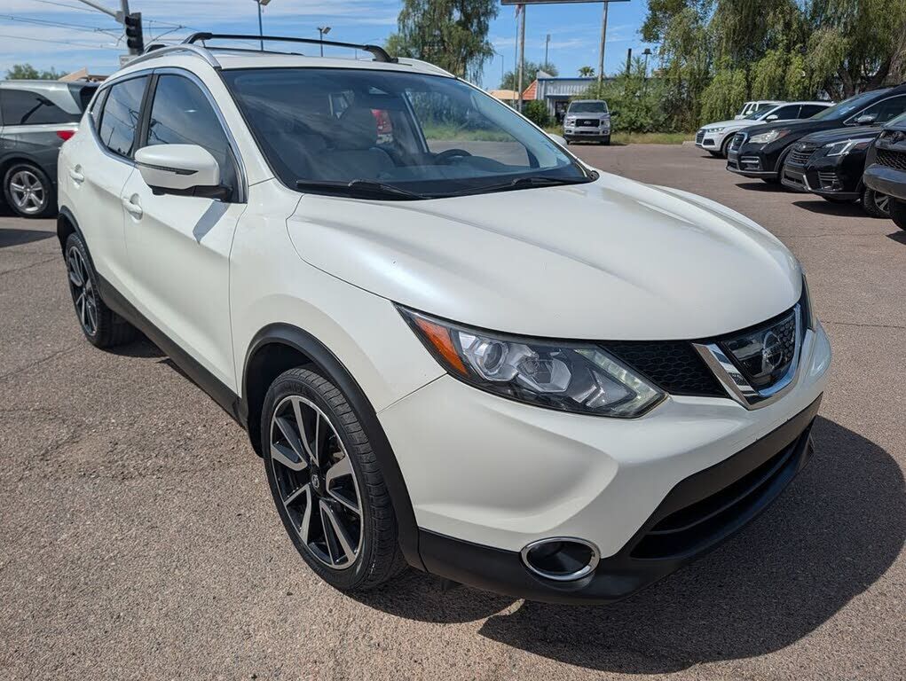 2017 NISSAN Rogue