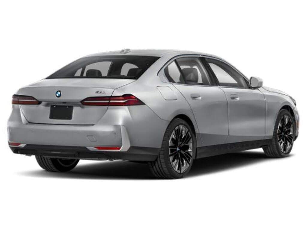 2024 BMW 530i