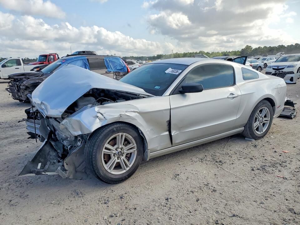 2014 FORD Mustang
