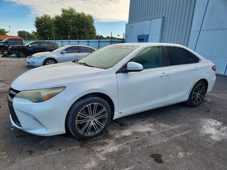 2016 TOYOTA Camry