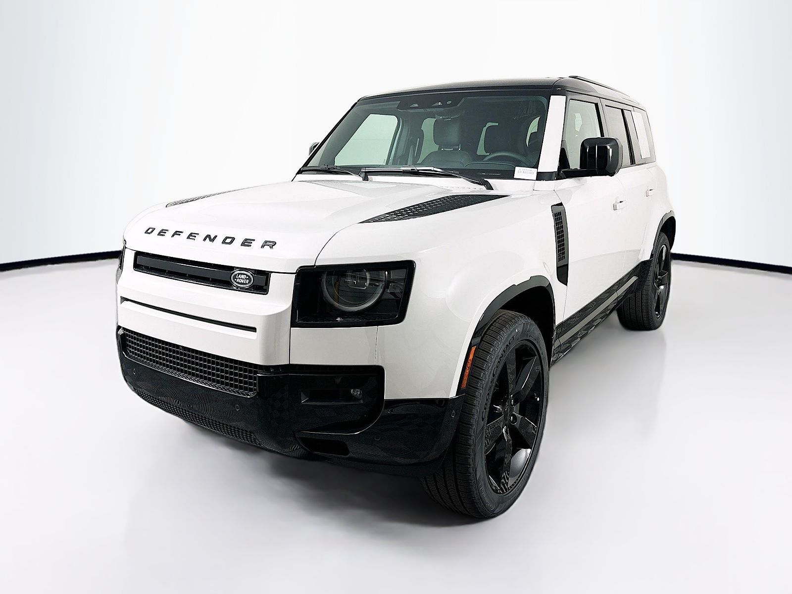 2026 LAND ROVER Defender