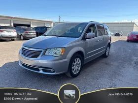 2014 CHRYSLER Town and Country