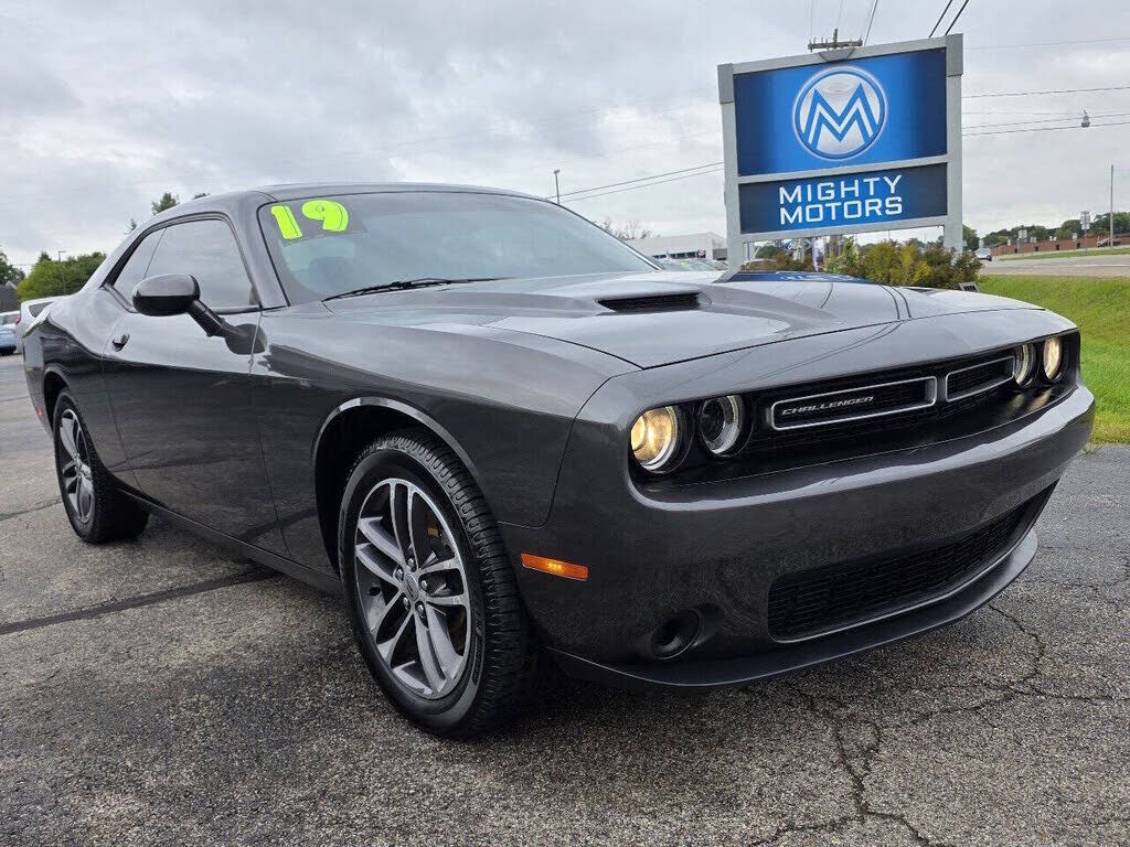 2019 DODGE Challenger