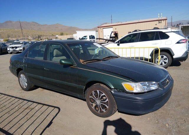 2001 TOYOTA Camry