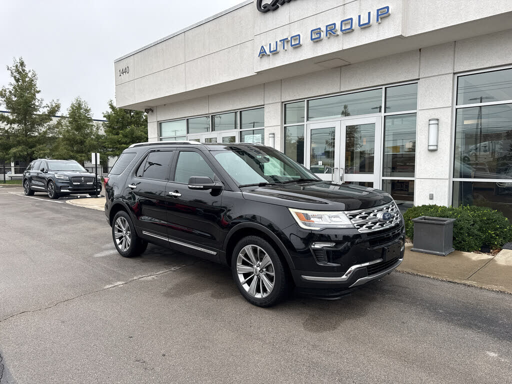 2018 FORD Explorer