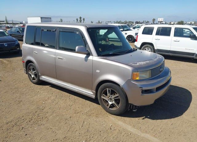 2005 TOYOTA SCION