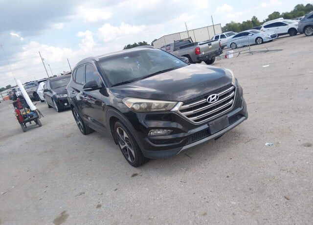 2016 HYUNDAI Tucson