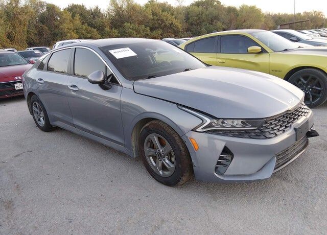 2022 KIA K5