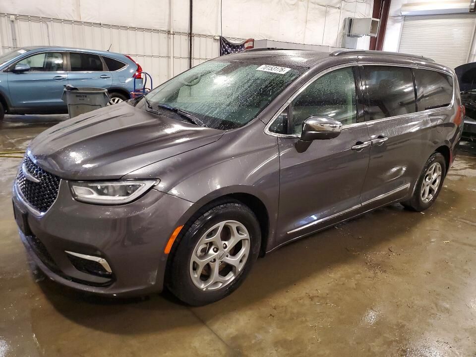 2022 CHRYSLER Pacifica