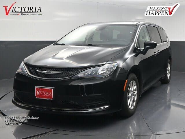 2023 CHRYSLER Voyager