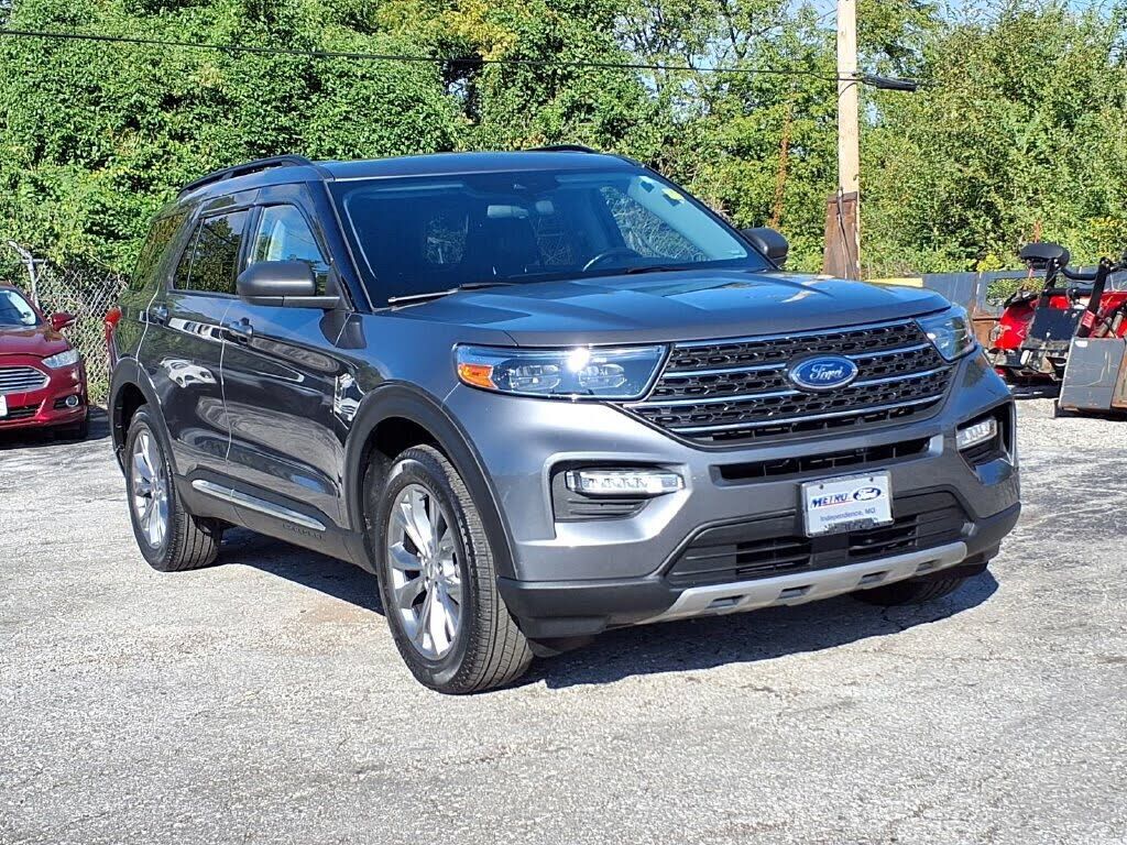 2022 FORD Explorer