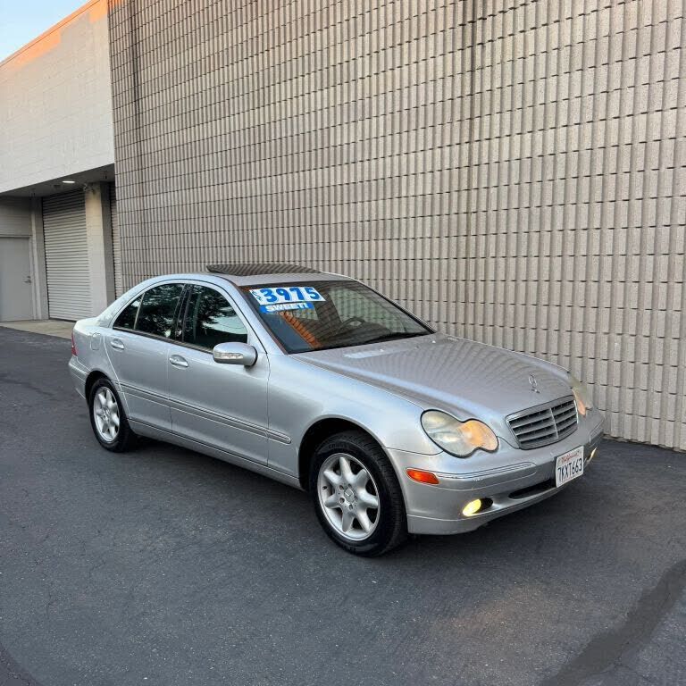 2001 MERCEDES-BENZ C-Class