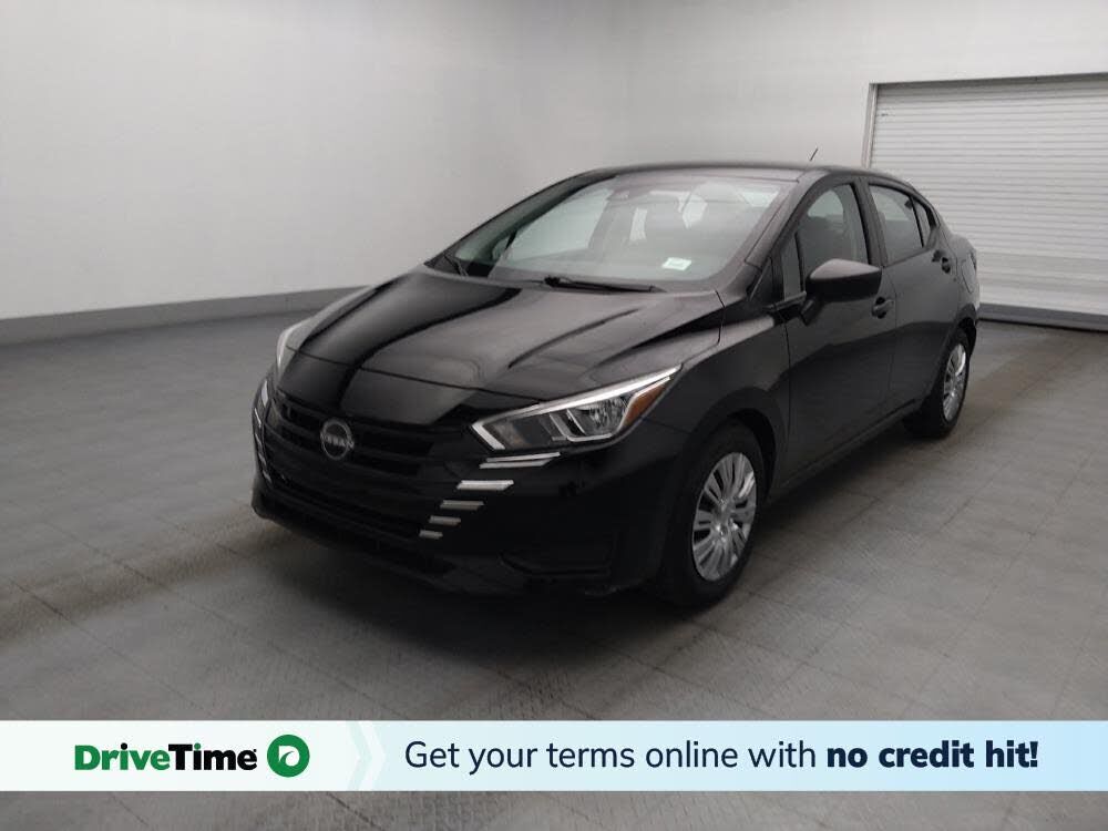 2023 NISSAN Versa