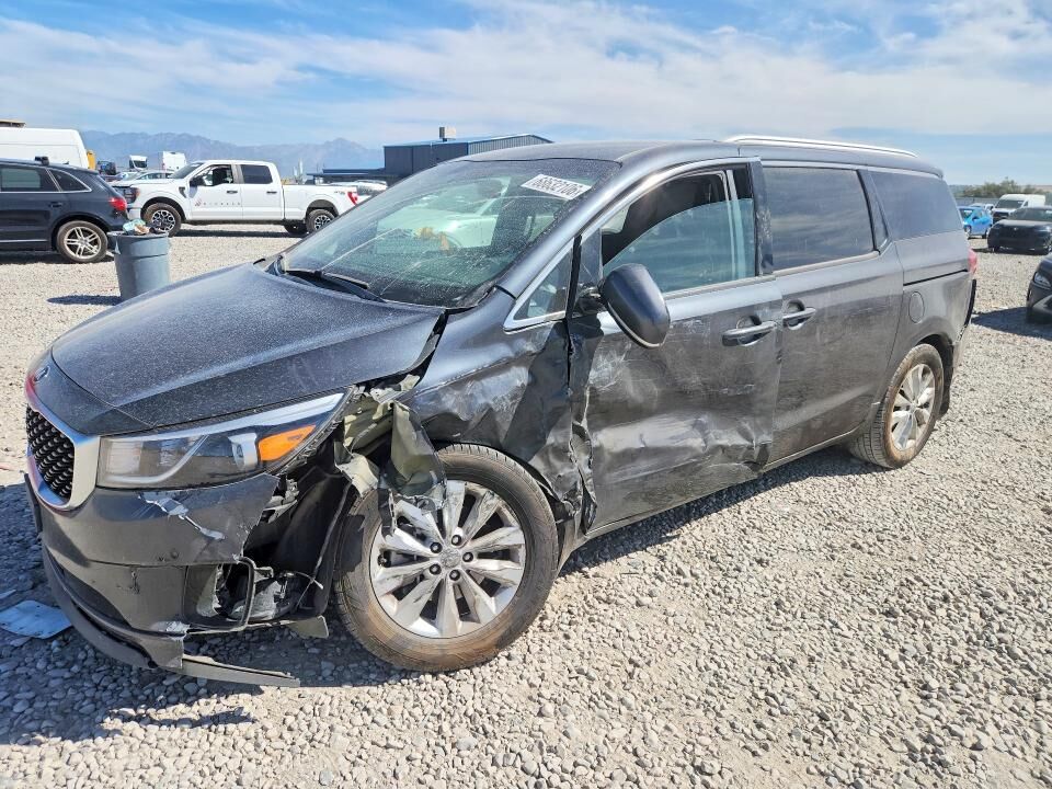 2017 KIA Sedona