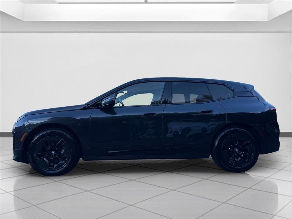 2024 BMW iX
